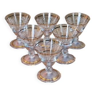6 small glasses with engraved feet