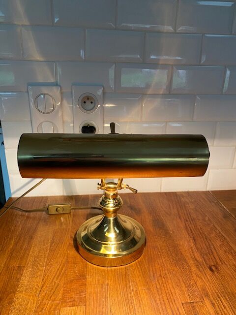 Desk lamp called banker or notary