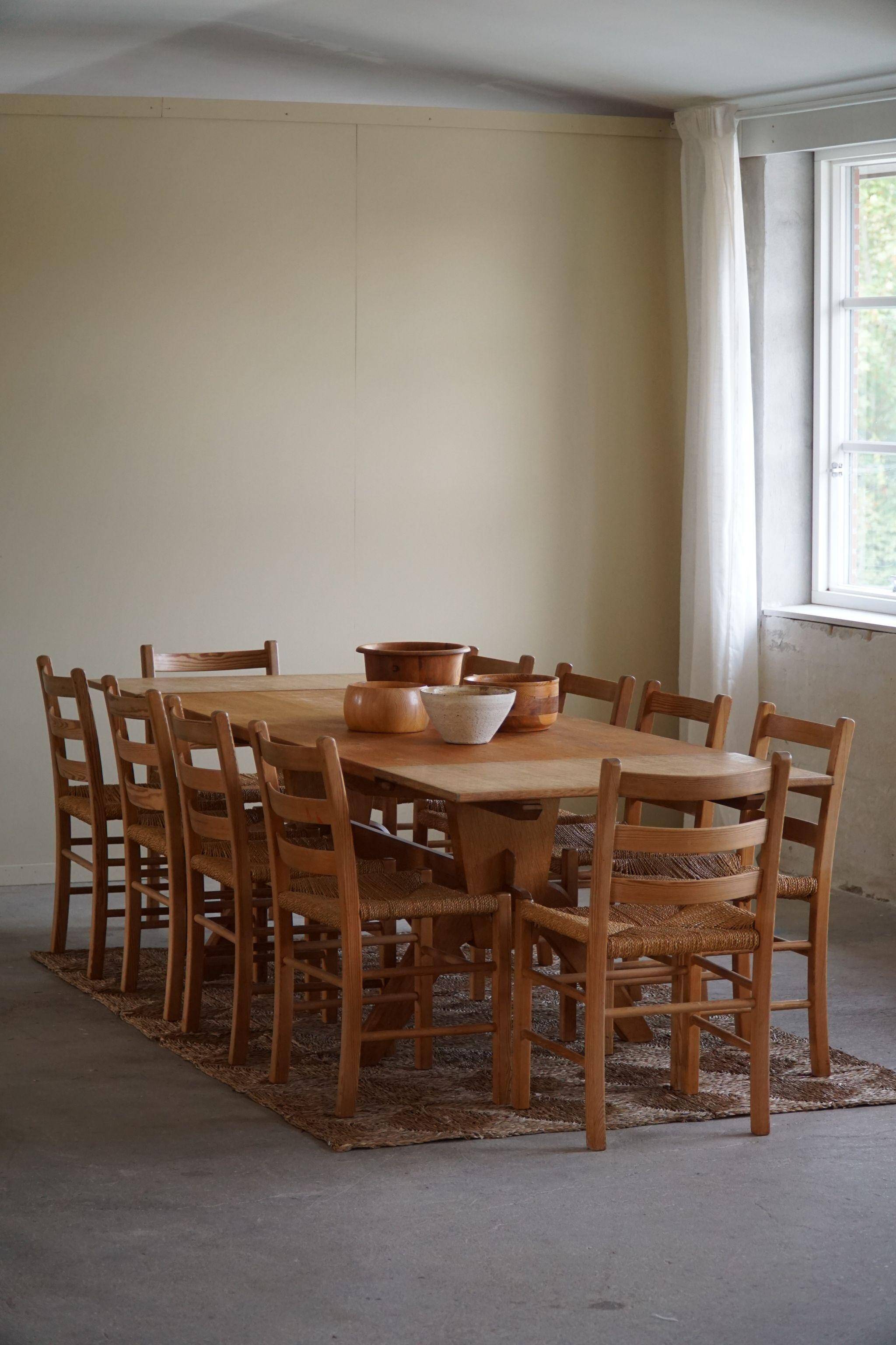 Set of 10 dining chairs in pine with sea grass seats, Danish design from the mid-20th century.