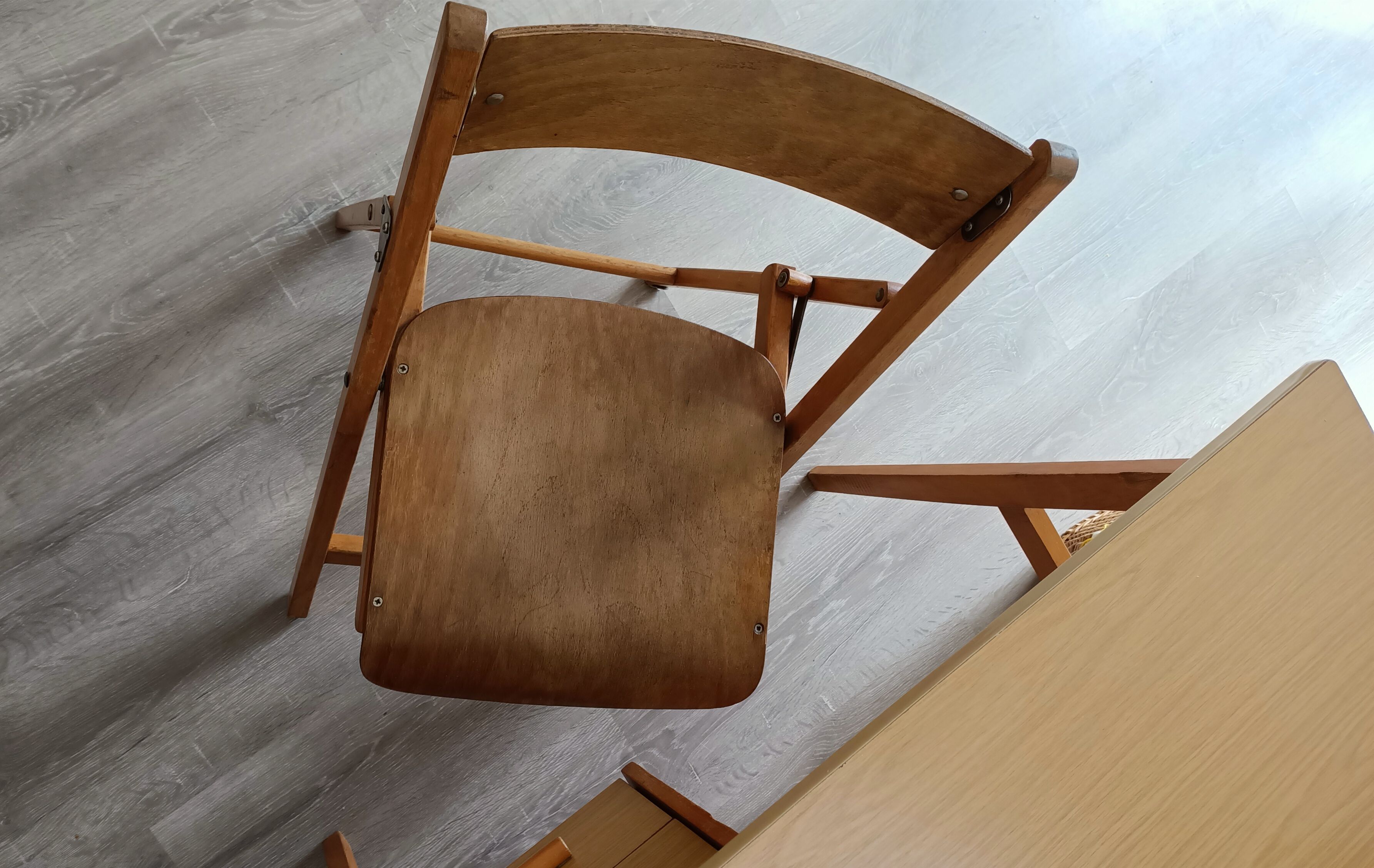 Desk 3 vintage drawers and its chair