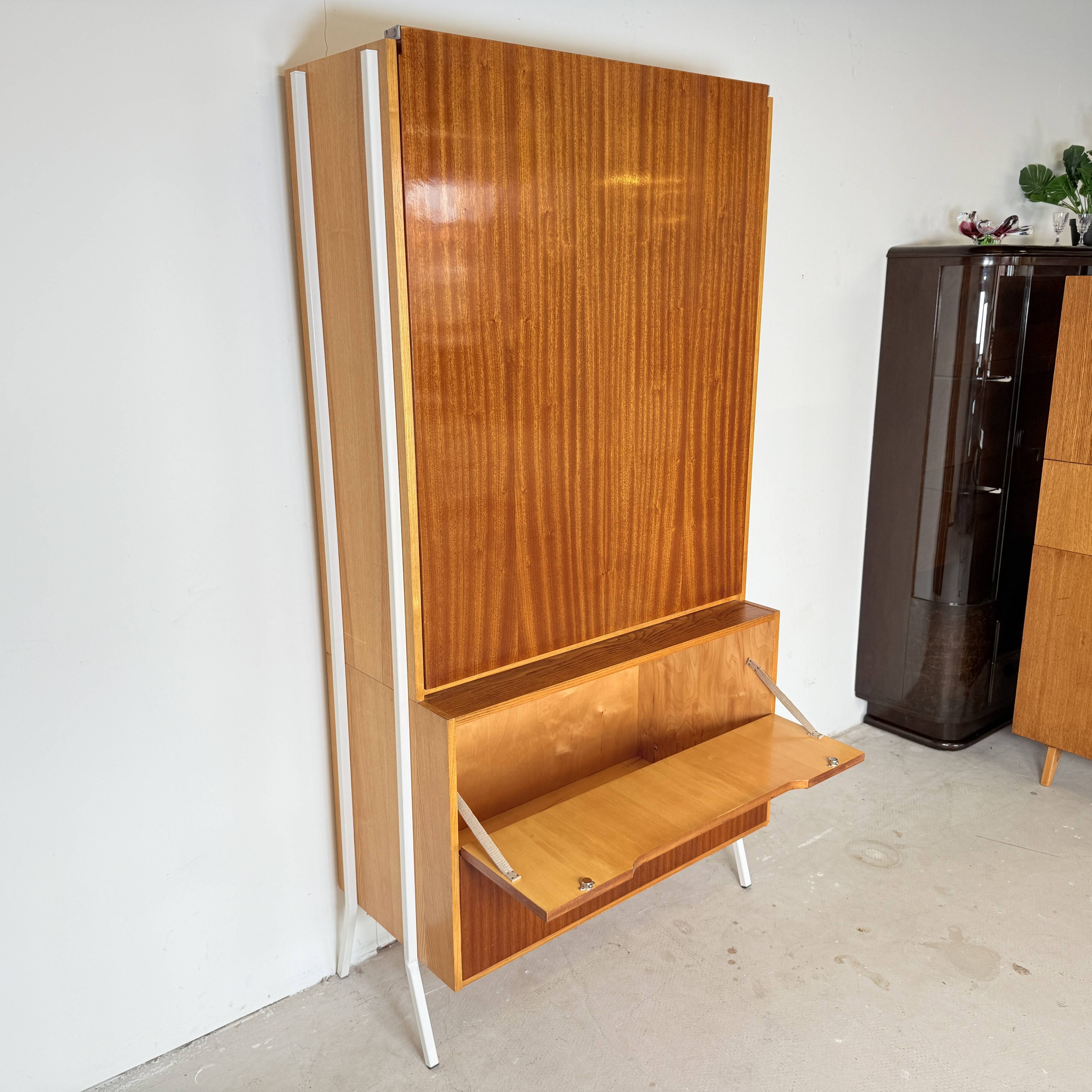 Coffre à jouets/coffre à couvertures vintage avec table, Frantisek Jirak