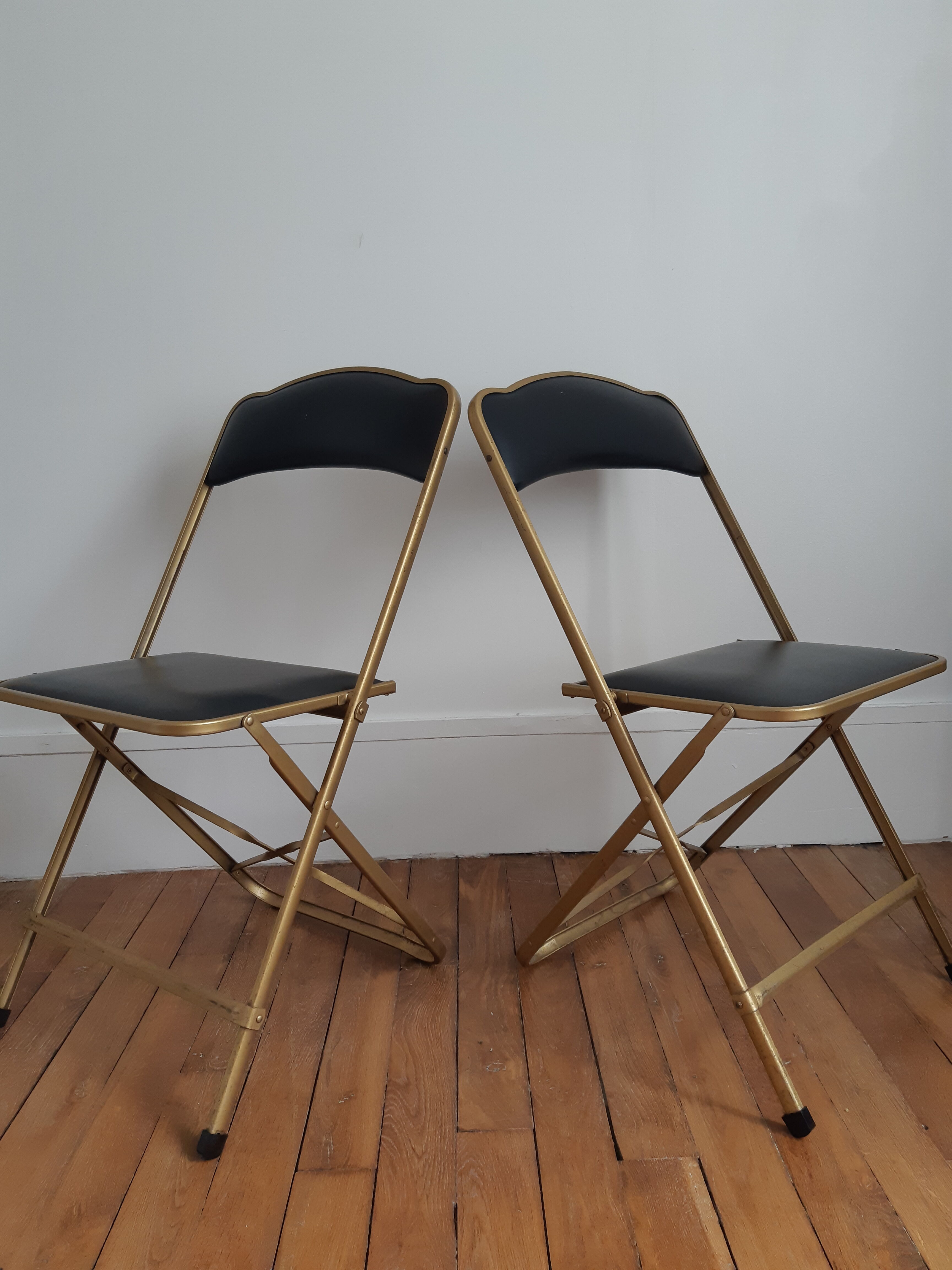 Lot de 2 chaises pliantes skai et métal