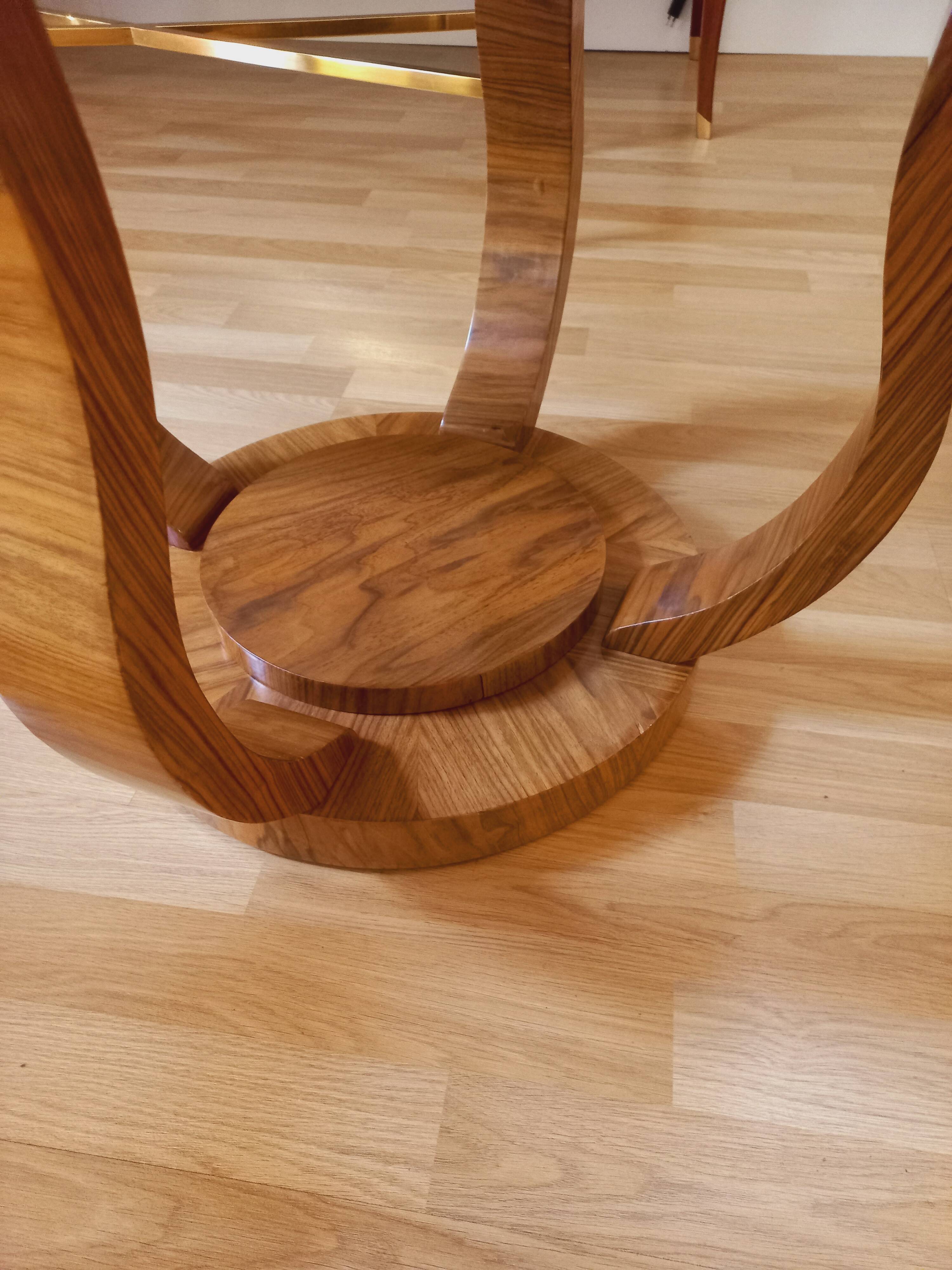 Round Art Deco pedestal table 1930