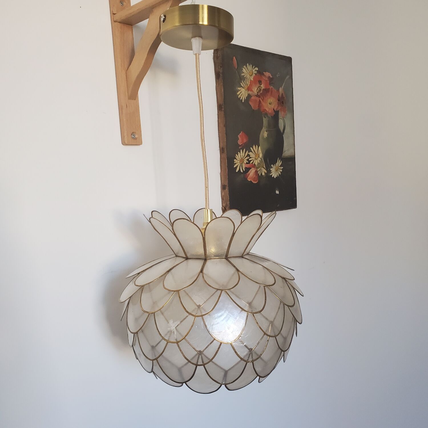 Lotus flower suspension in mother-of-pearl and brass