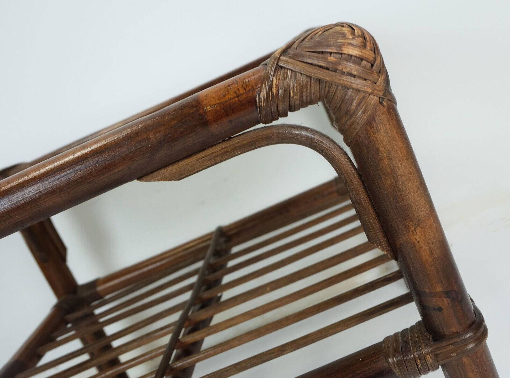 table d'appoint des années 1970 en bambou, osier et verre