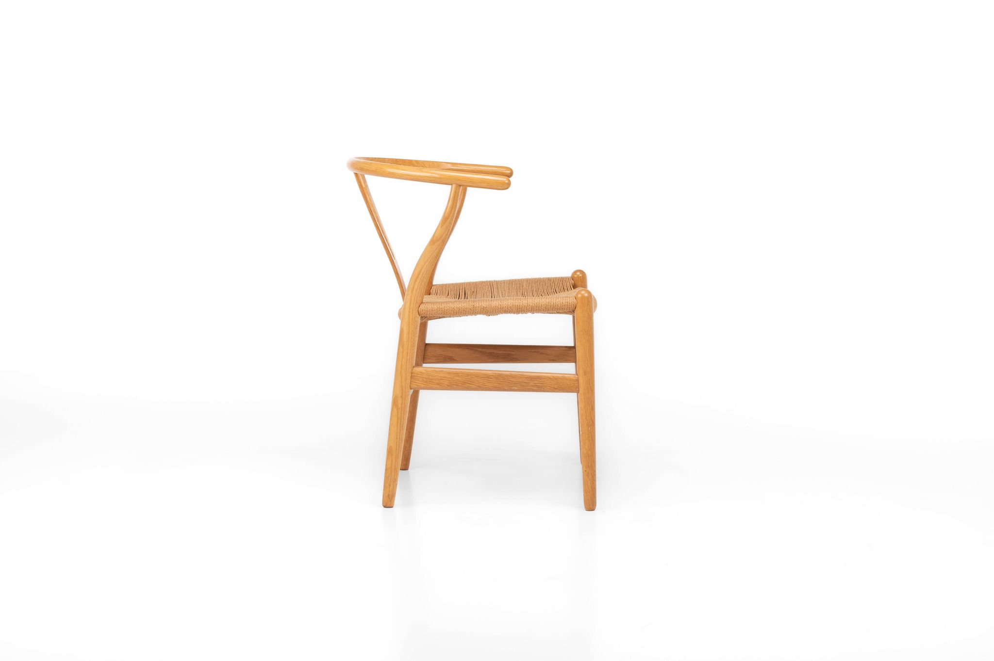 Set of 6 'CH24' wishbone dining chairs by Hans J Wegner for Carl Hansen, De