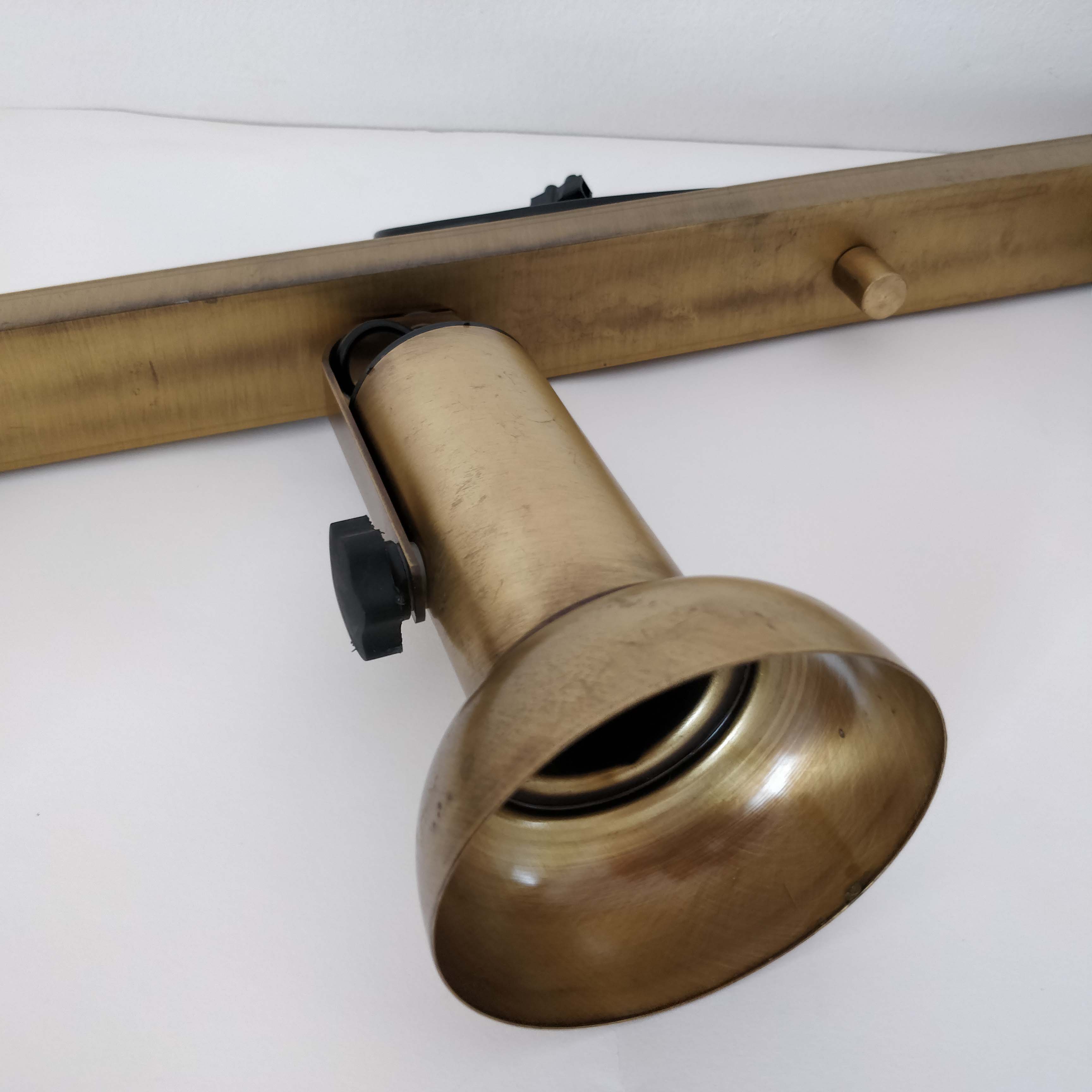 Wall light 3 70s brass spots