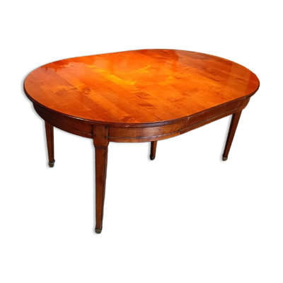 Table de salle à manger en bois exotique
