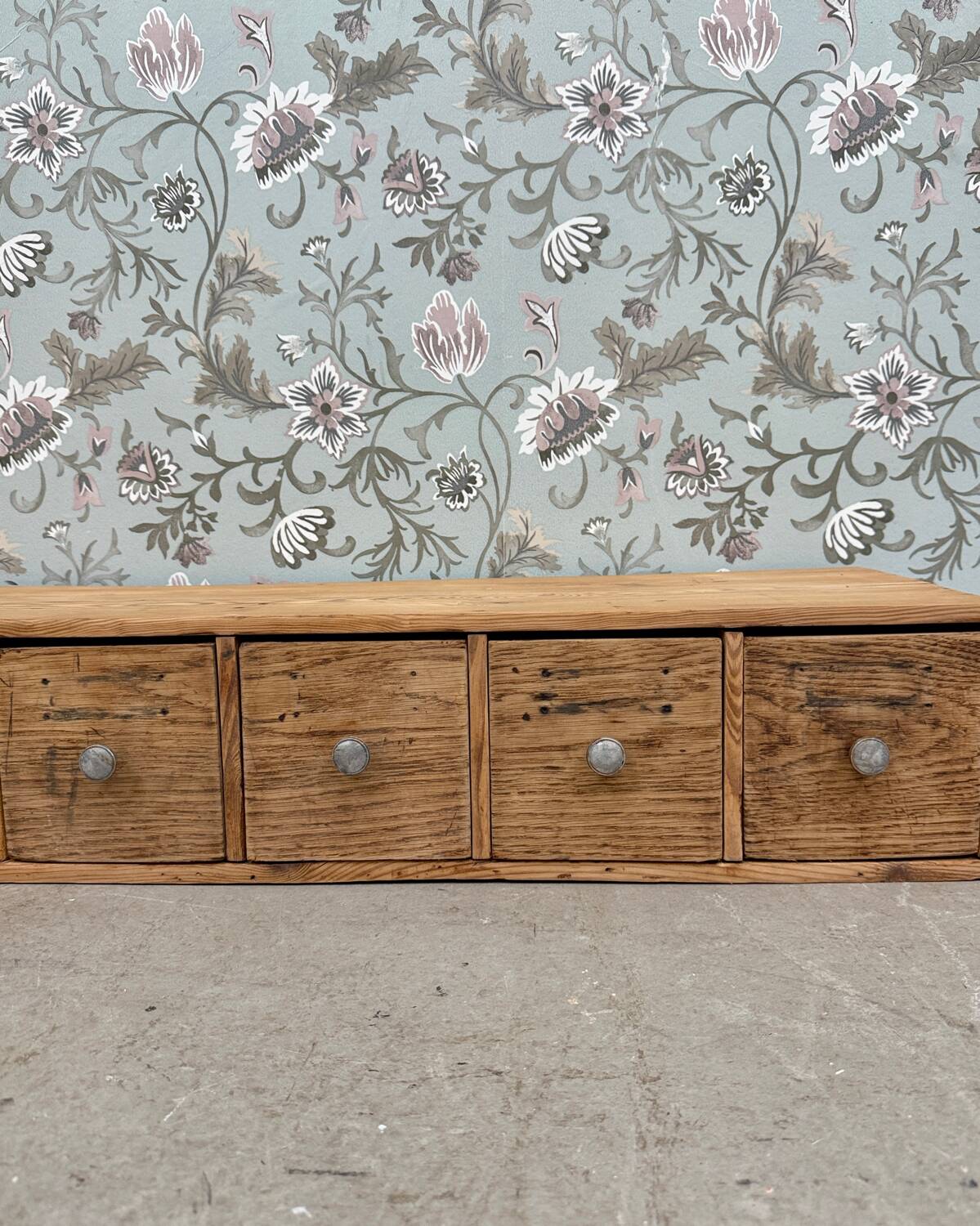 Long craft drawer unit (renovated)