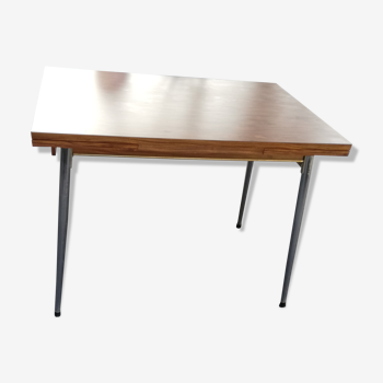 Table en formica