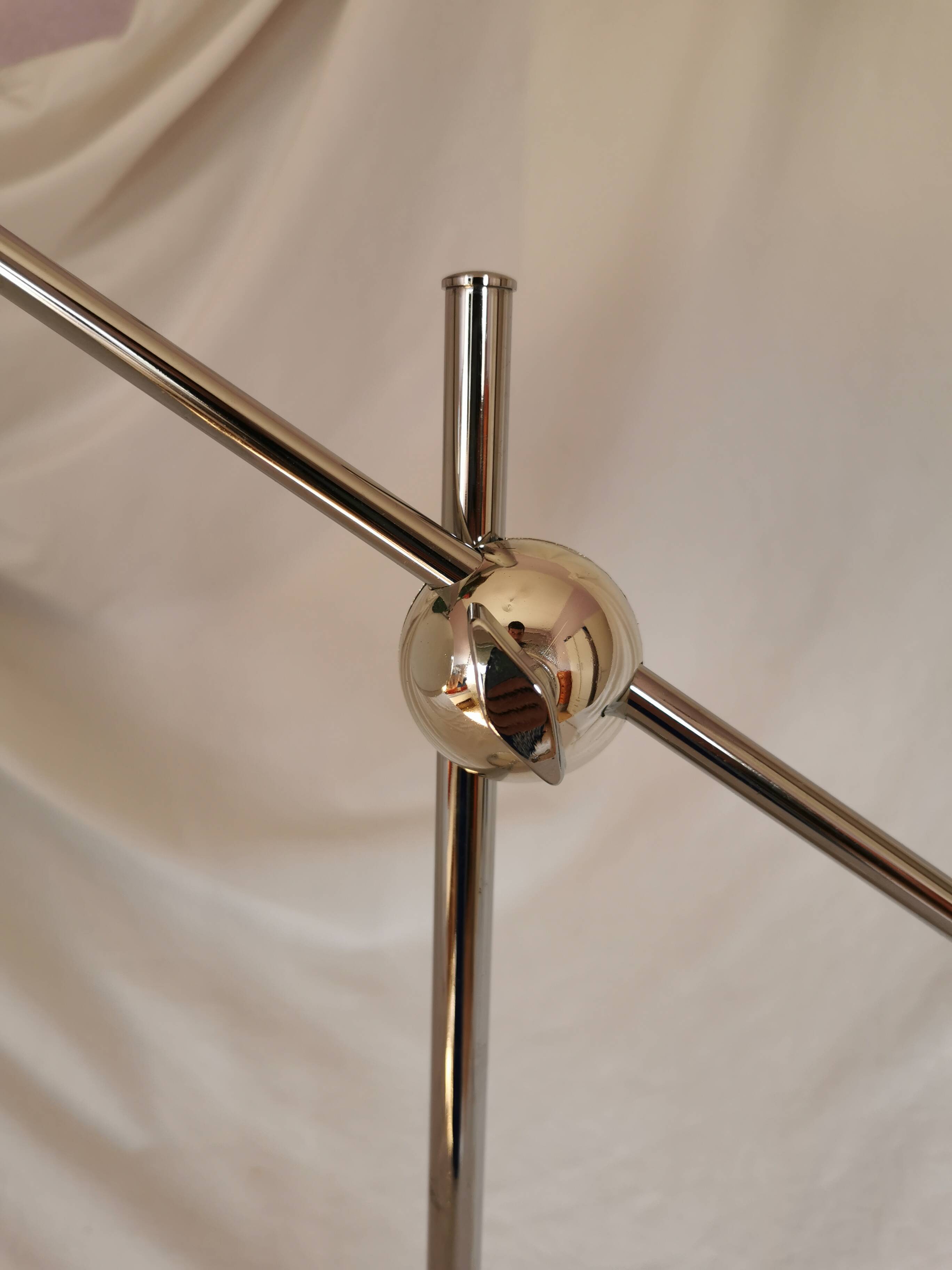 Lampe articulée, plastique et chrome, champignon, style 1970