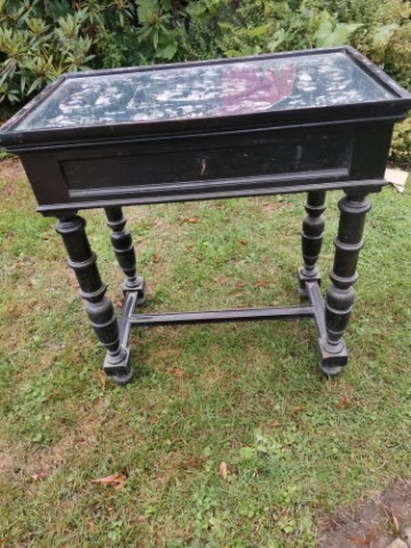 Table coffre fin 19e