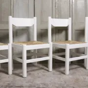Set of 4 white rush dining chairs – Magistretti / Perriand style, 1970s