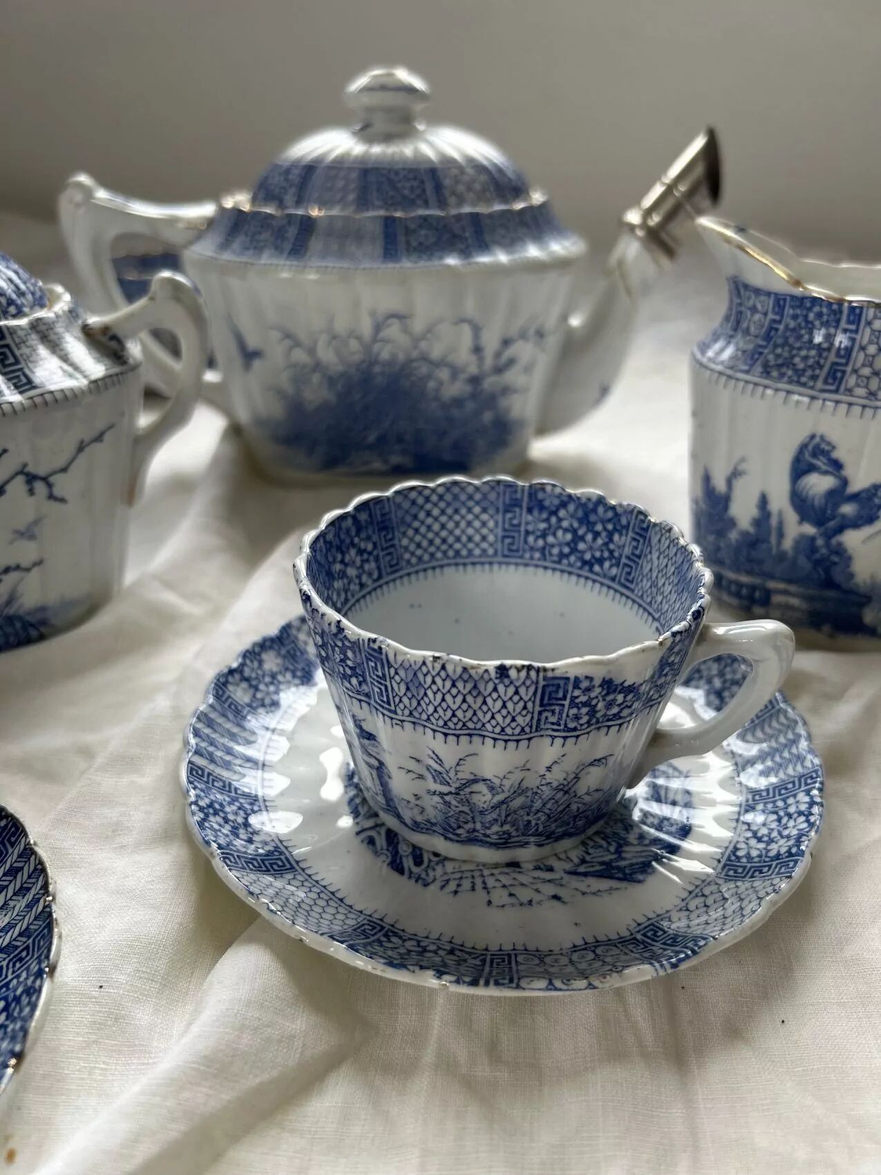 Antique tea service KG Lunéville late 19th century – Antique decoration – French earthenware