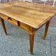 Table de ferme alsacienne Louis XVI noyer