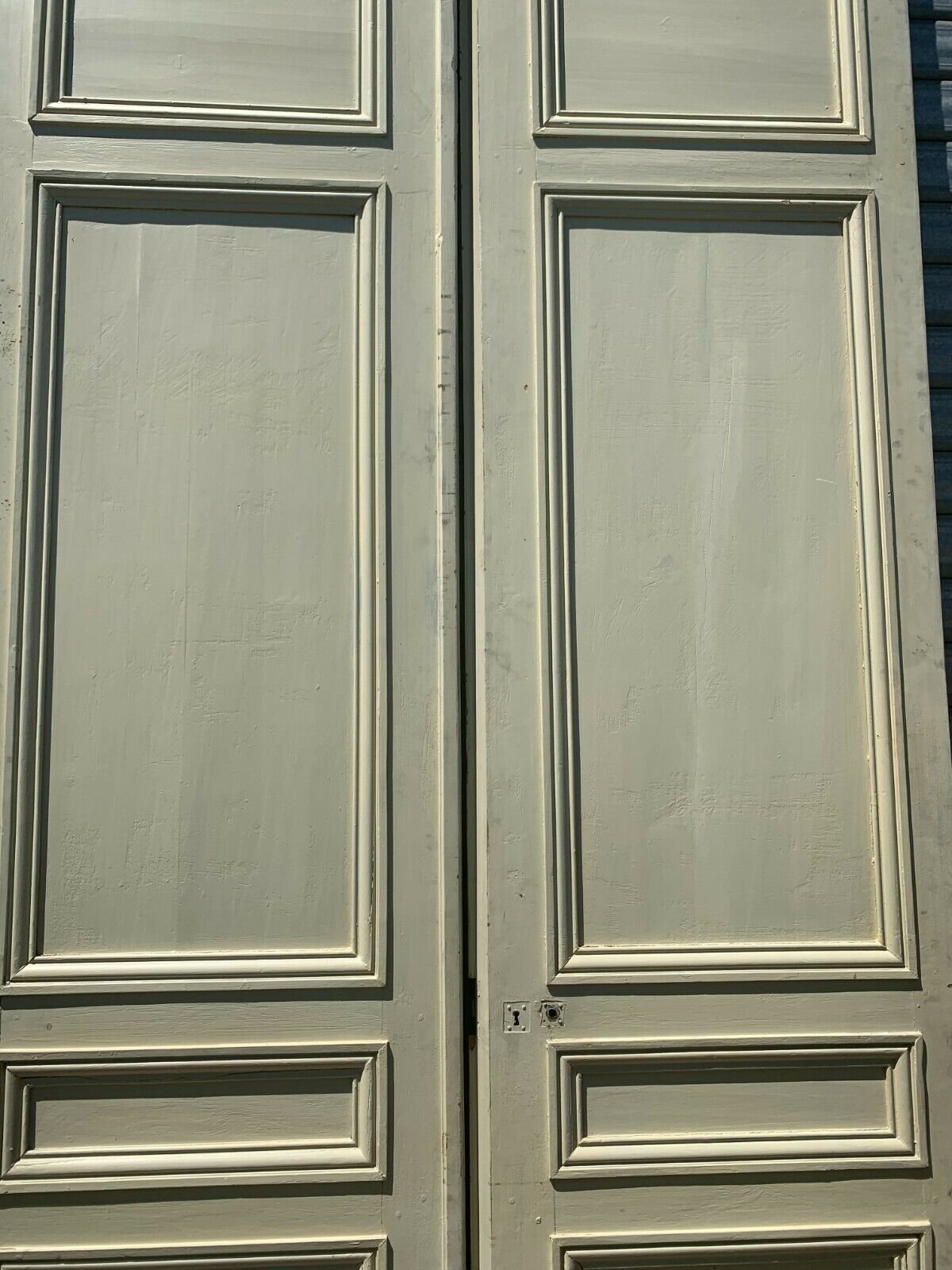Double passage doors has four molded panels XX century