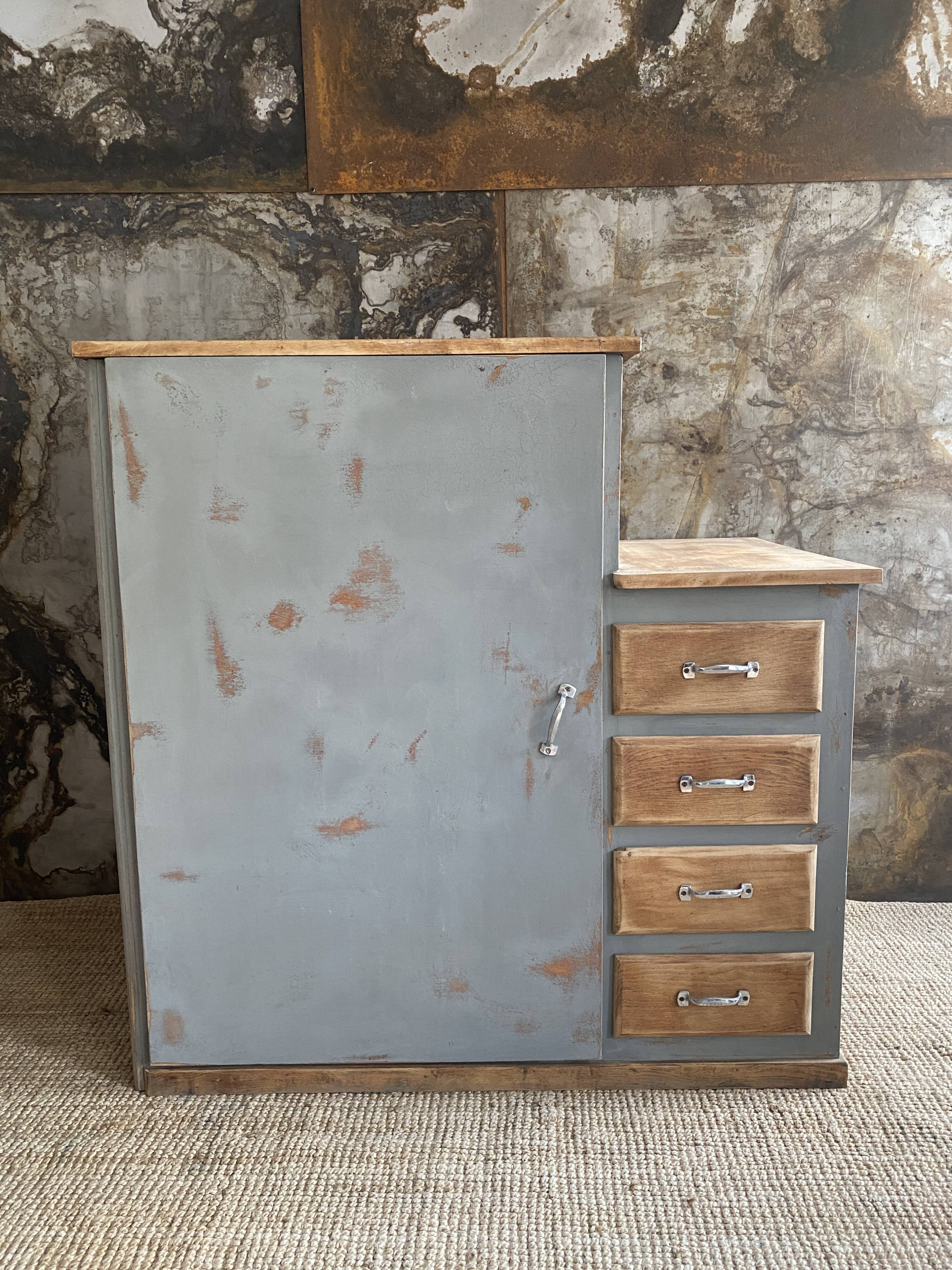 Asymmetrical chest of drawers