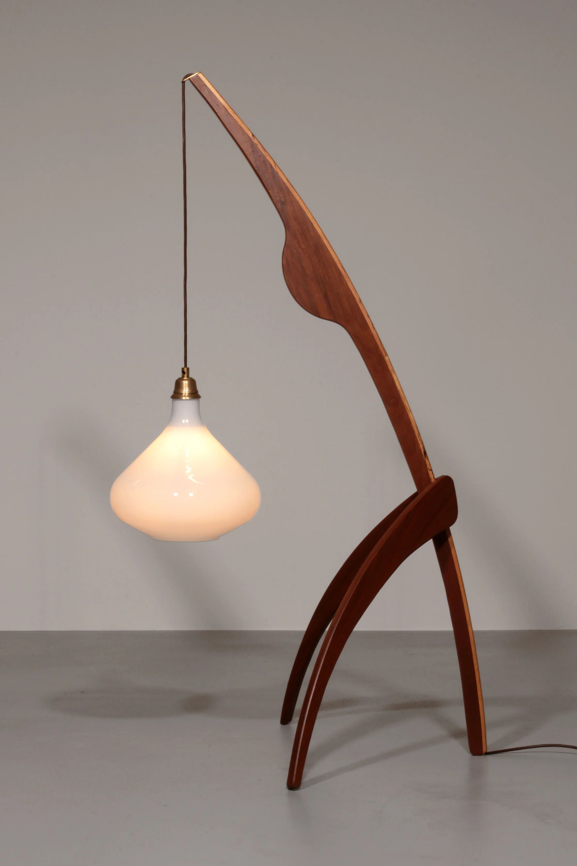Danish mid-century praying mantis floor lamp – Rispal style