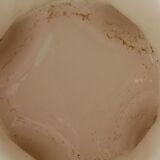 Large cache pot iris dabbling of St. Clement