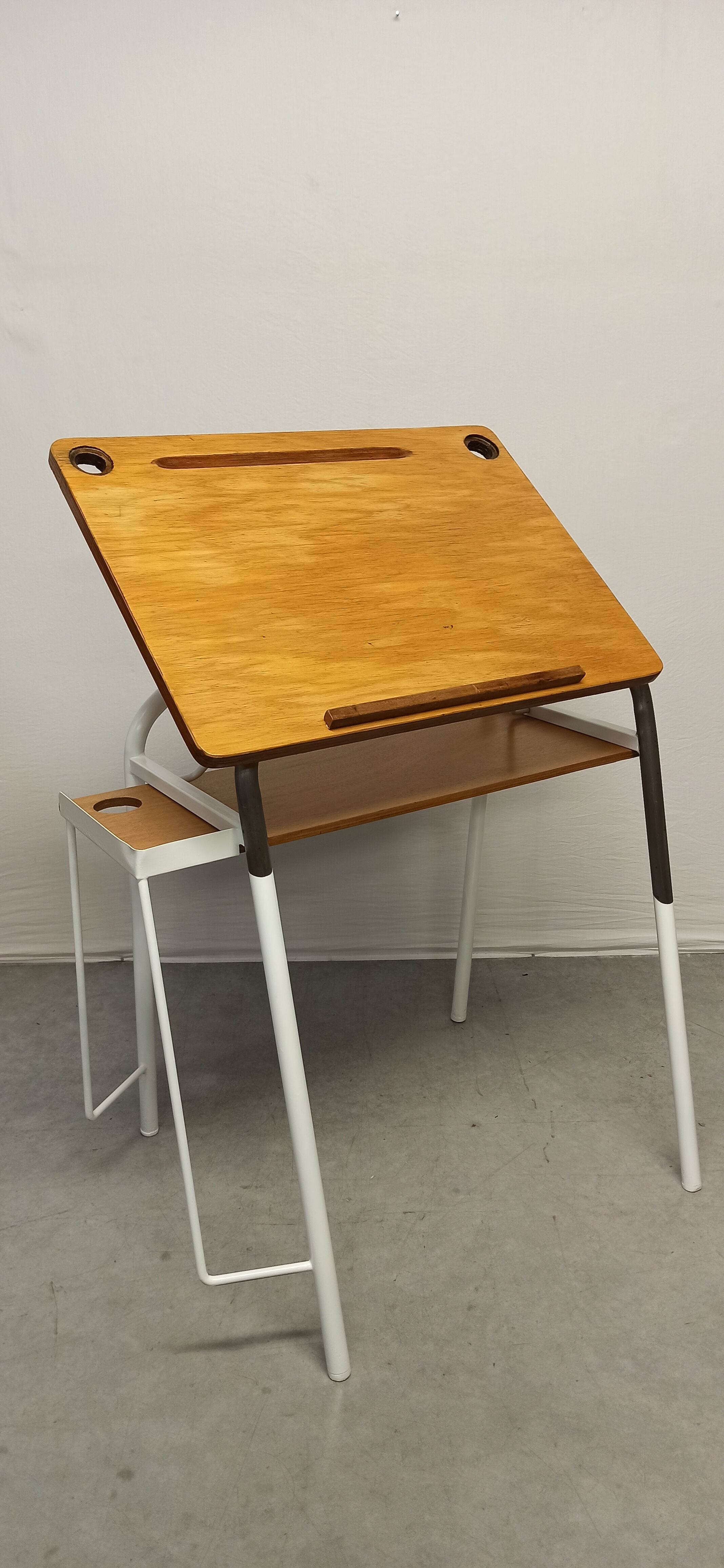School desk / vintage drawing table