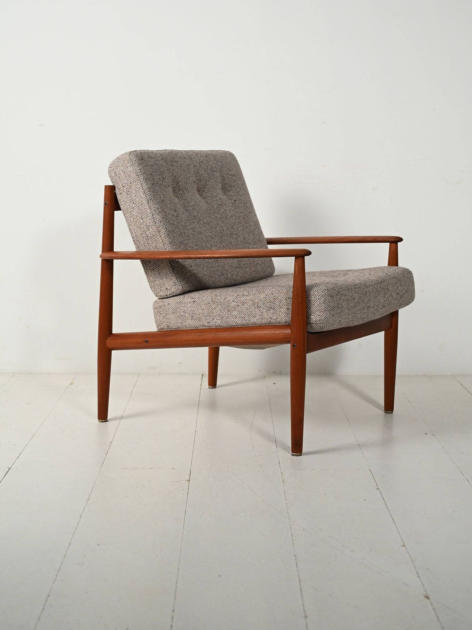 Danish armchair model FD118 by Grete Jalk for France & Søn, 1960s