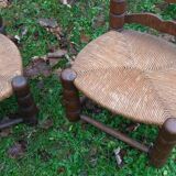 1 pair of low straw armchairs