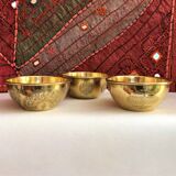Set of 3 bowls in orient chiseled brass