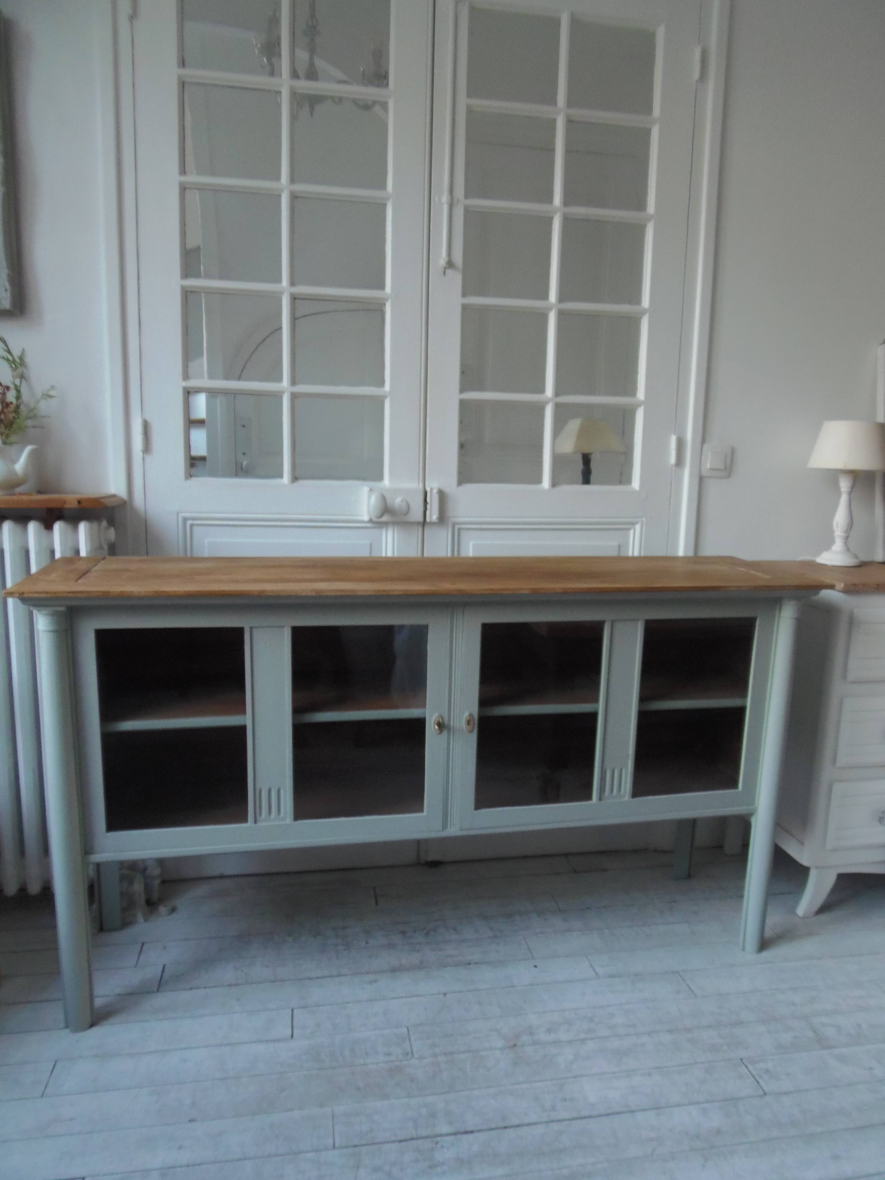 Buffet, desserte vintage réenchanté en vert de gris, plateau  bois.