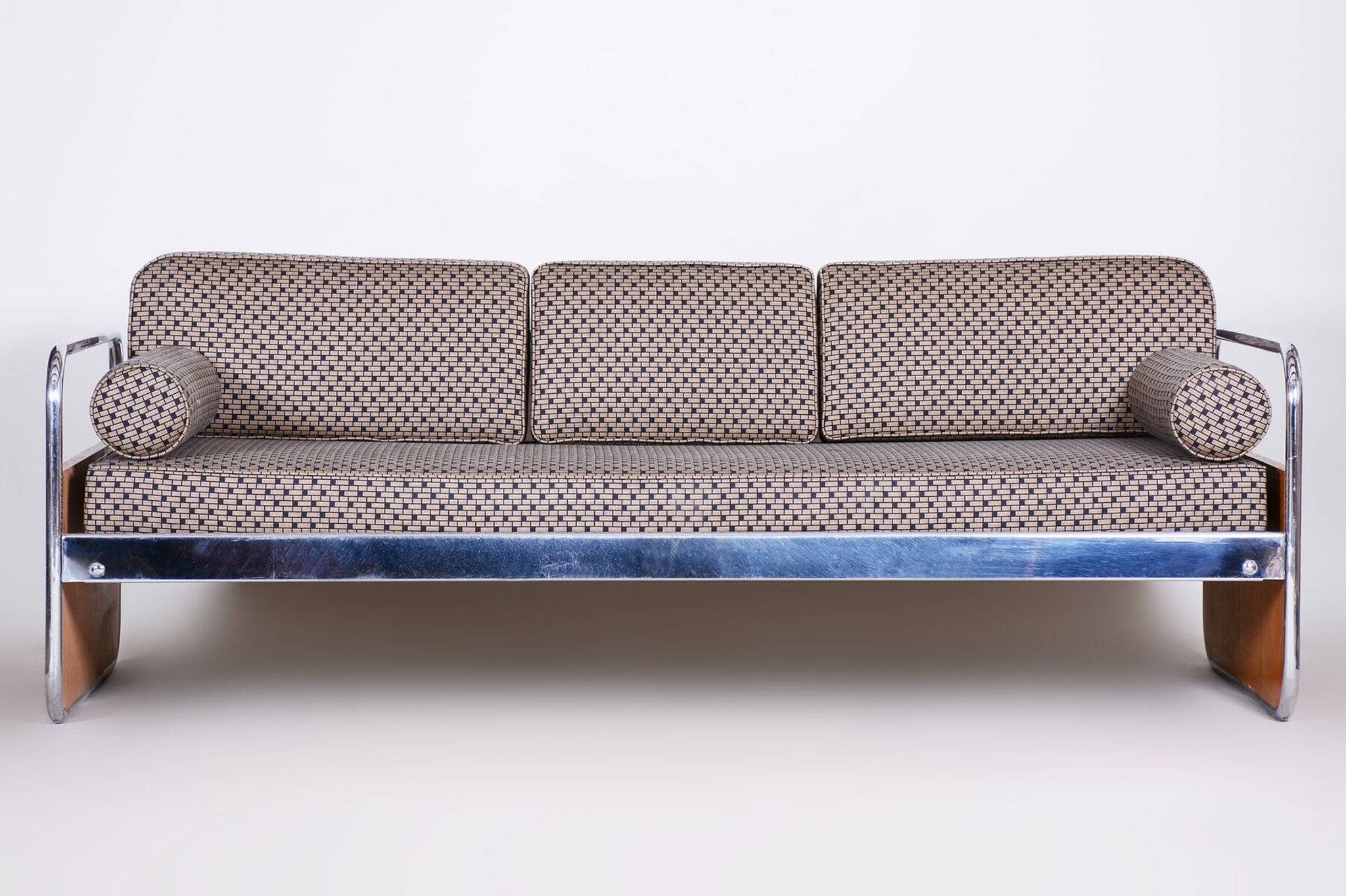 Bauhaus Sofa in Chrome and Oak attributed to Hynek Gottwald, Czech, 1930s