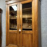 Louis Philippe - Charles X period bookcase in walnut circa 1820