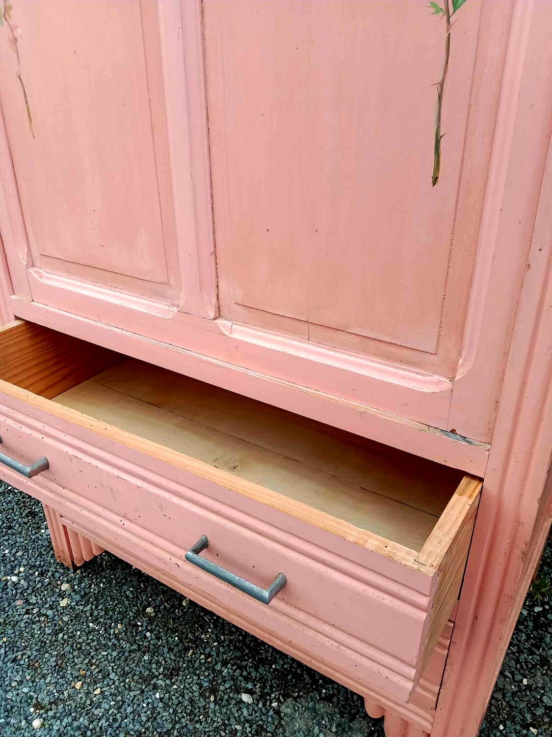 Old pink Parisian cabinet with painted decor