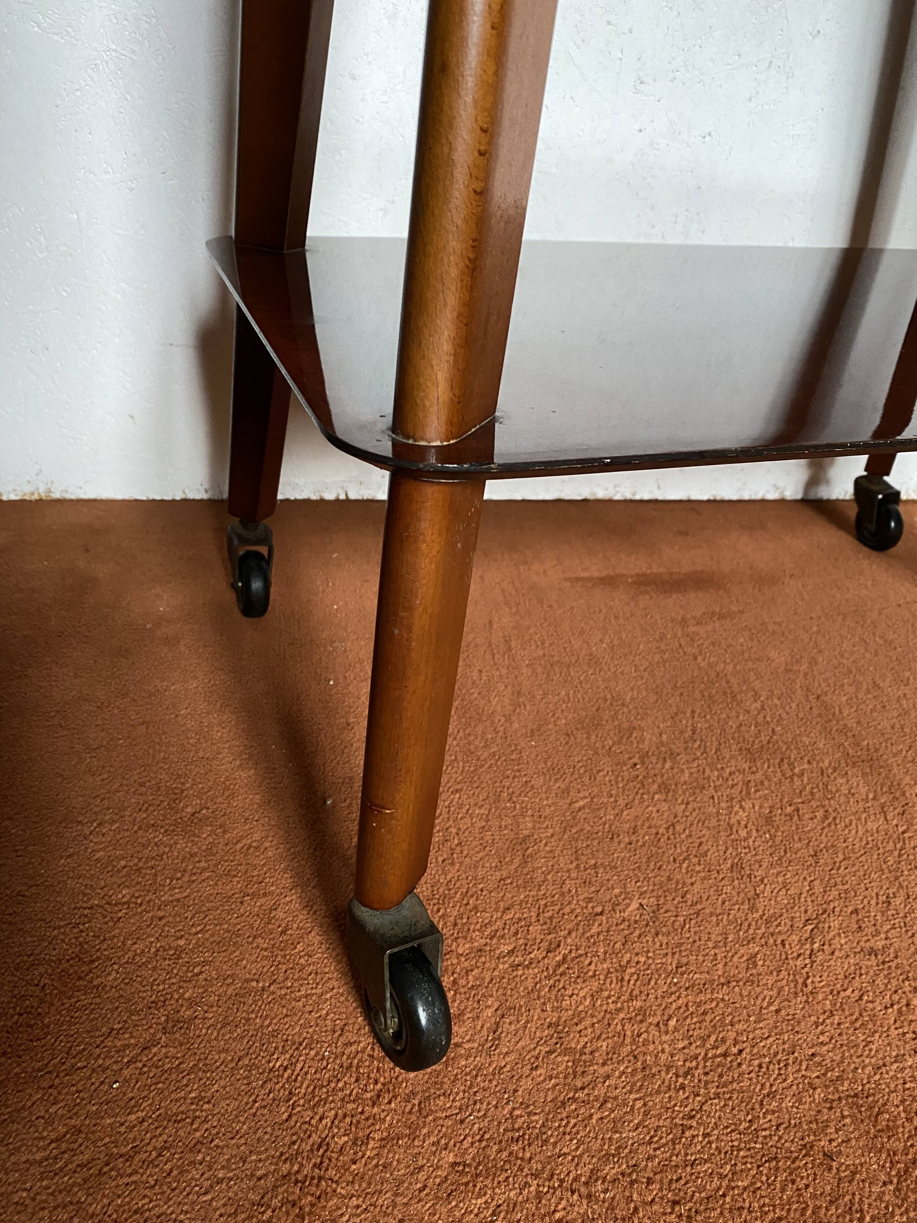 Table d'appoint