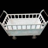 “Old-fashioned” pram
