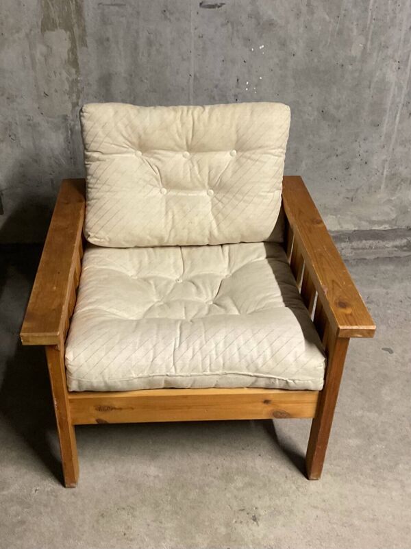 Fauteuil Suède pin rétro 1970