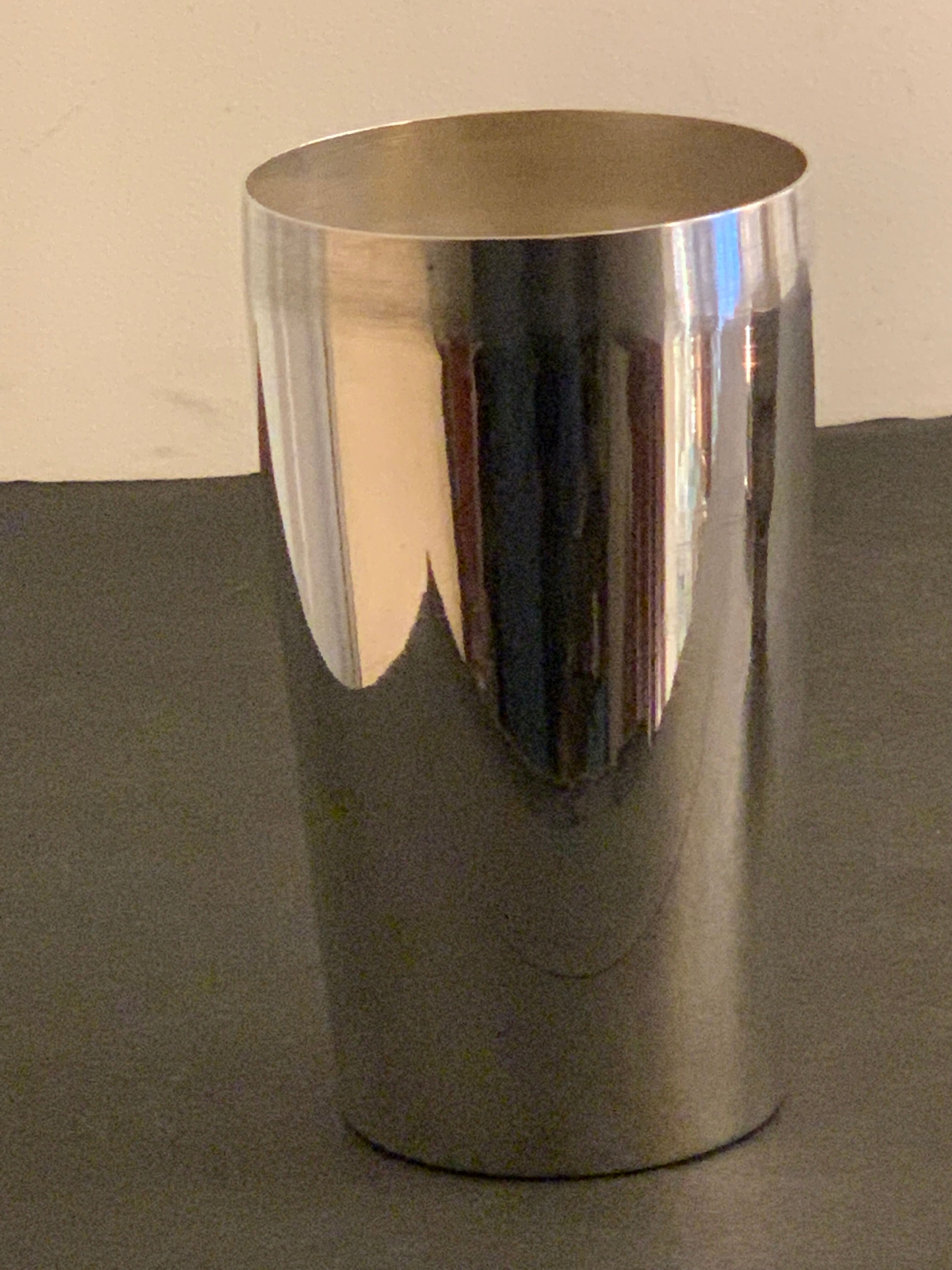 Shaker Christofle in silver metal