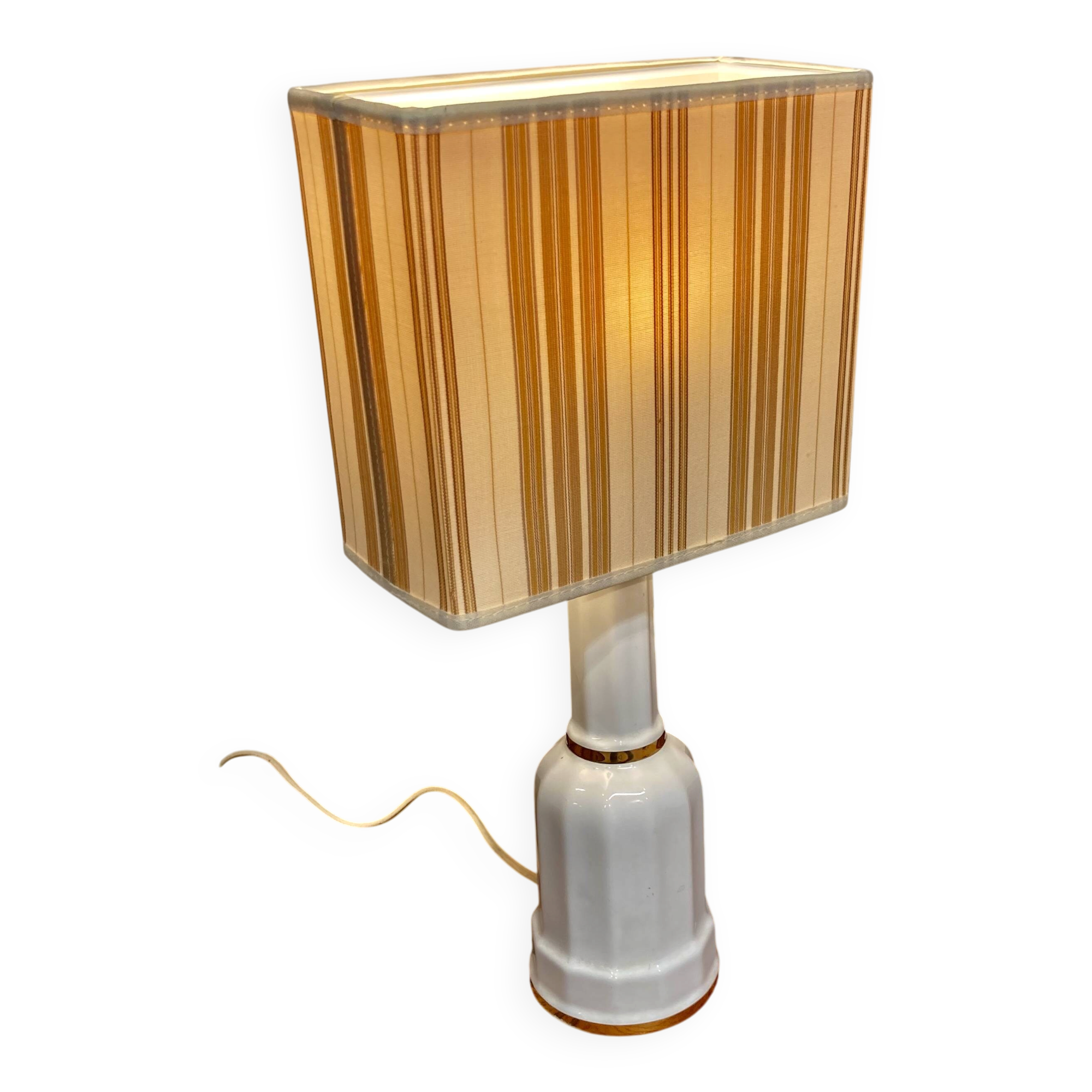 CERAMIC LAMP STAMPED DESIGN 1960.