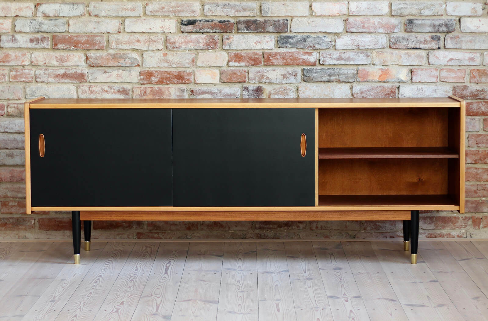 Enfilade de Nils Jonsson pour Hugo Troeds, 1960