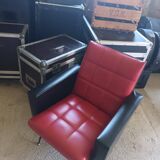 Pair of vintage armchairs in red and black Skai