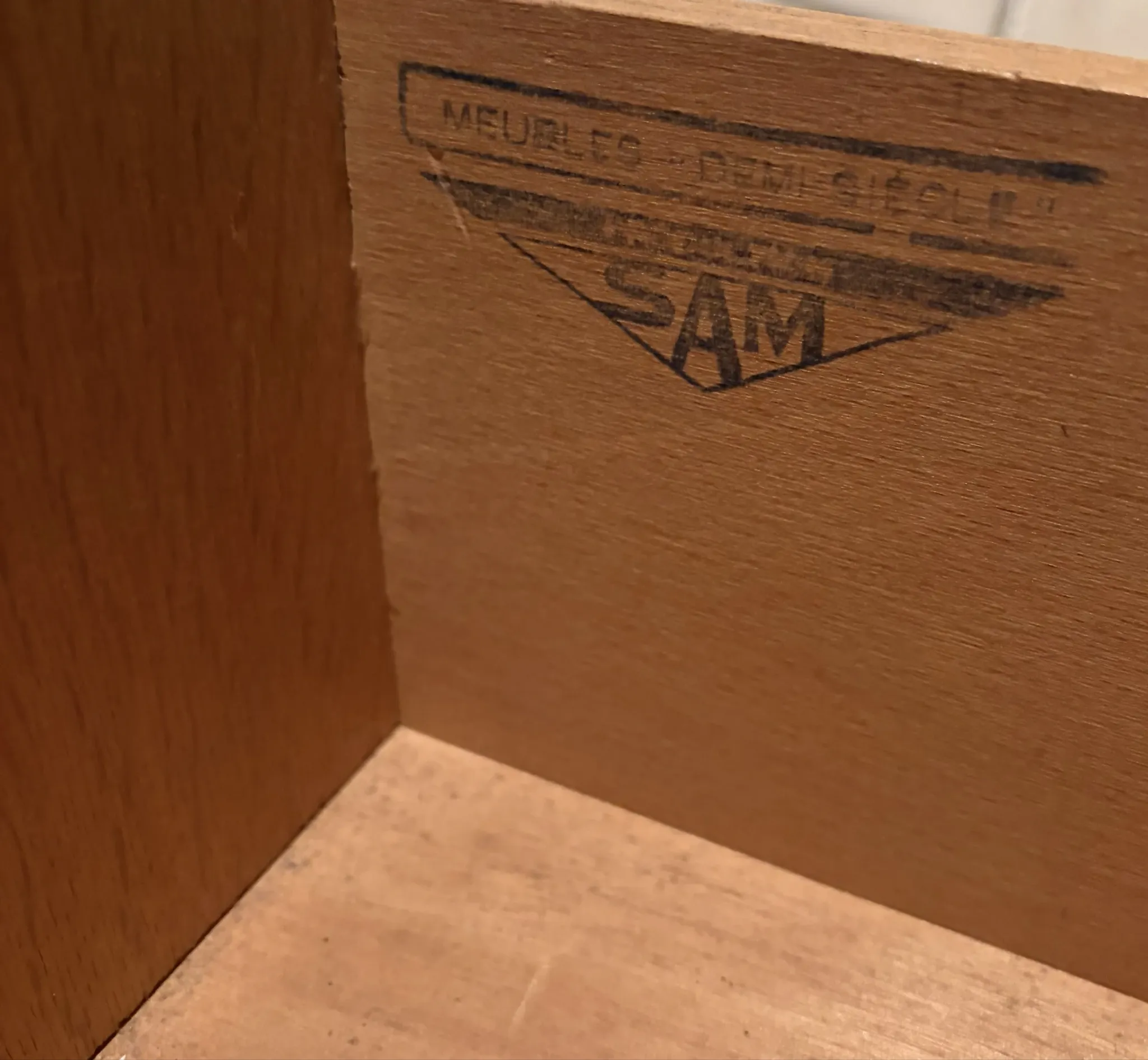 Bureau en bois années 50
