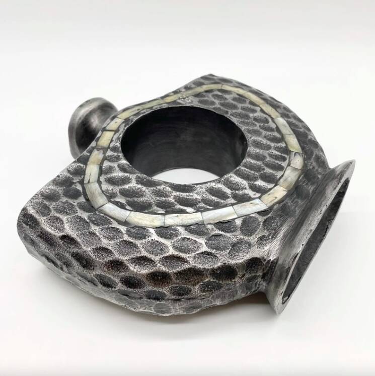 “Hammered Mother-of-Pearl” Vase / Cast Aluminum – 1980s