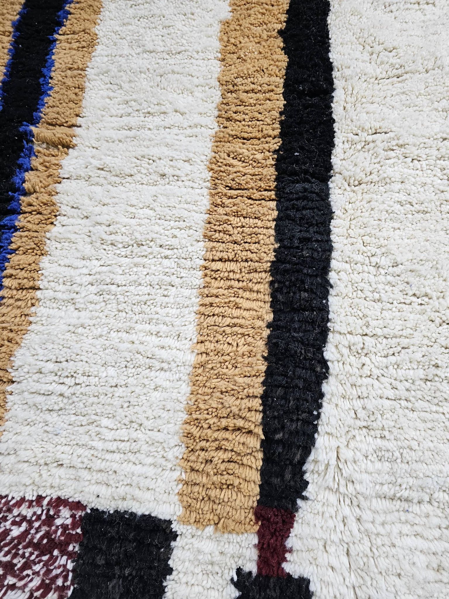 Traditional handmade carpet 250cm x 150cm Moroccan