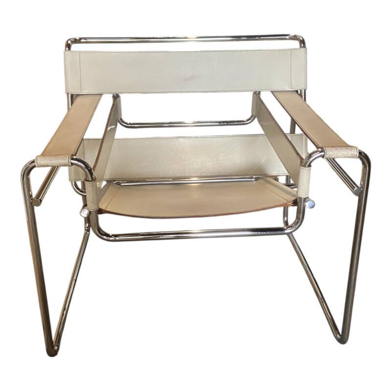 Wassily chair in white leather with chrome base