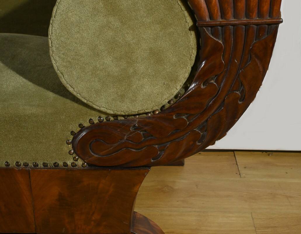 Mahogany Burl Sofa, Biedermeier Style – Late 19th Century