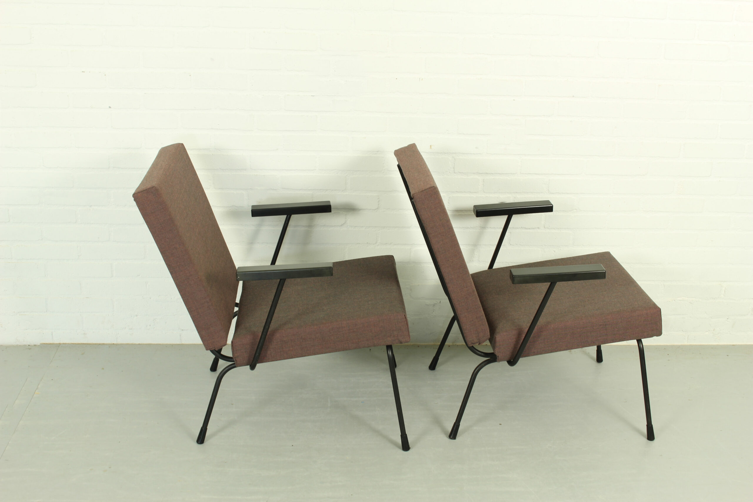 Set of 2 1407 armchairs by Wim Rietveld for Gispen