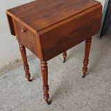 Work side table also known as tabee pipi