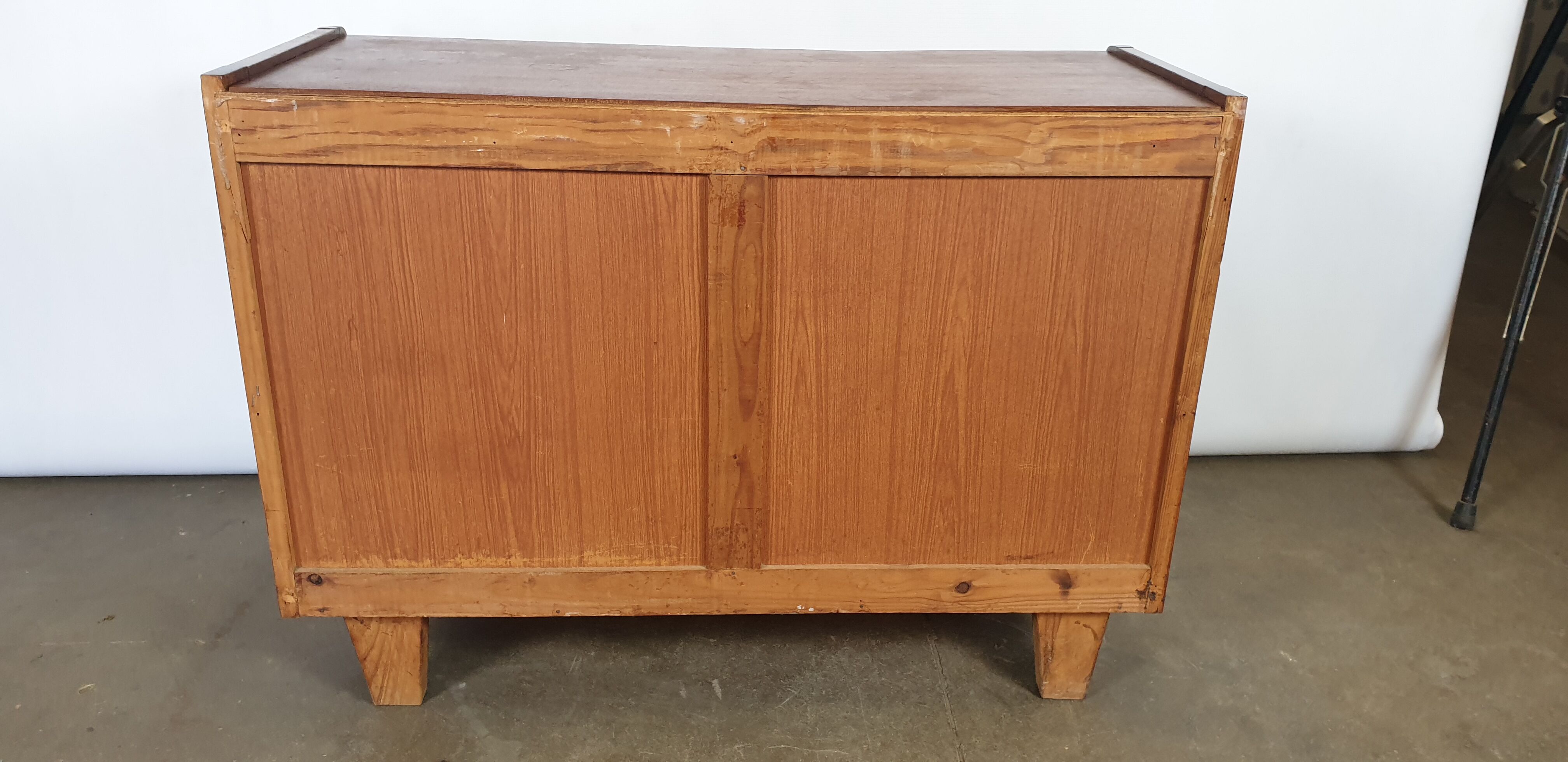 60s art deco dresser