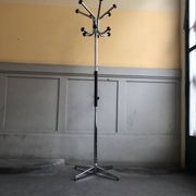 Vintage metal parrot coat rack