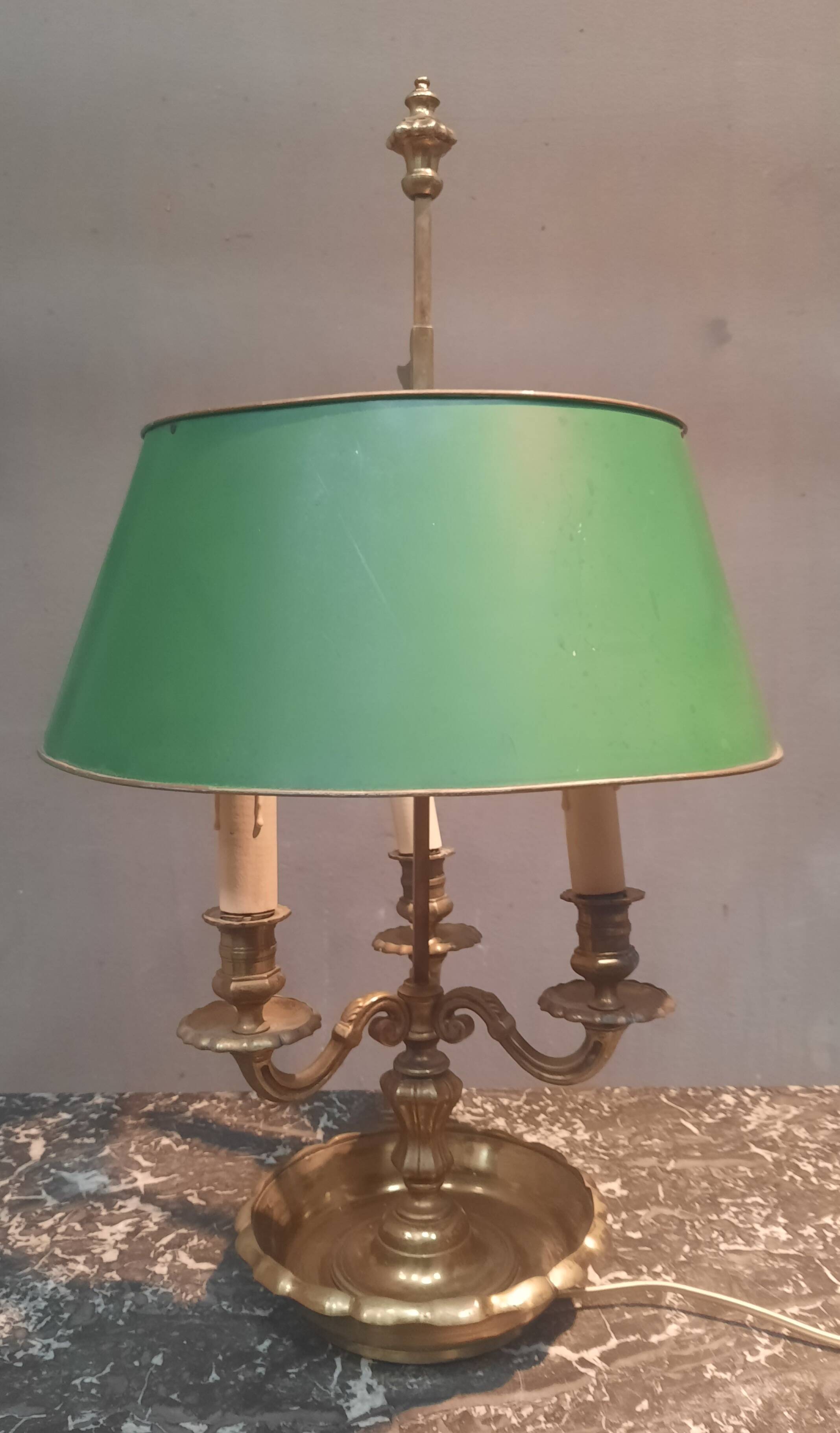 Lampe bouillotte de style Louis XV