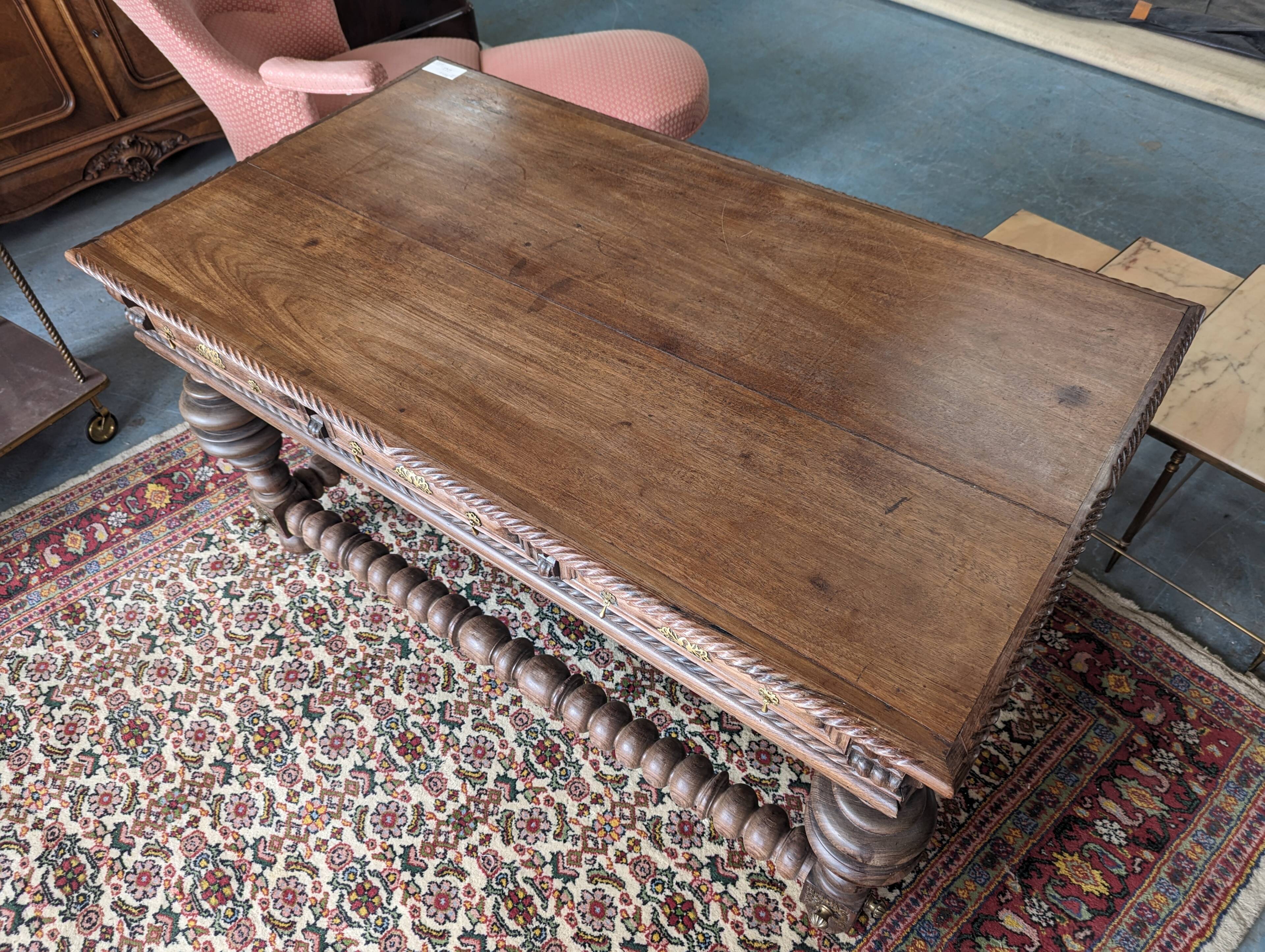 19th century Portuguese rosewood table