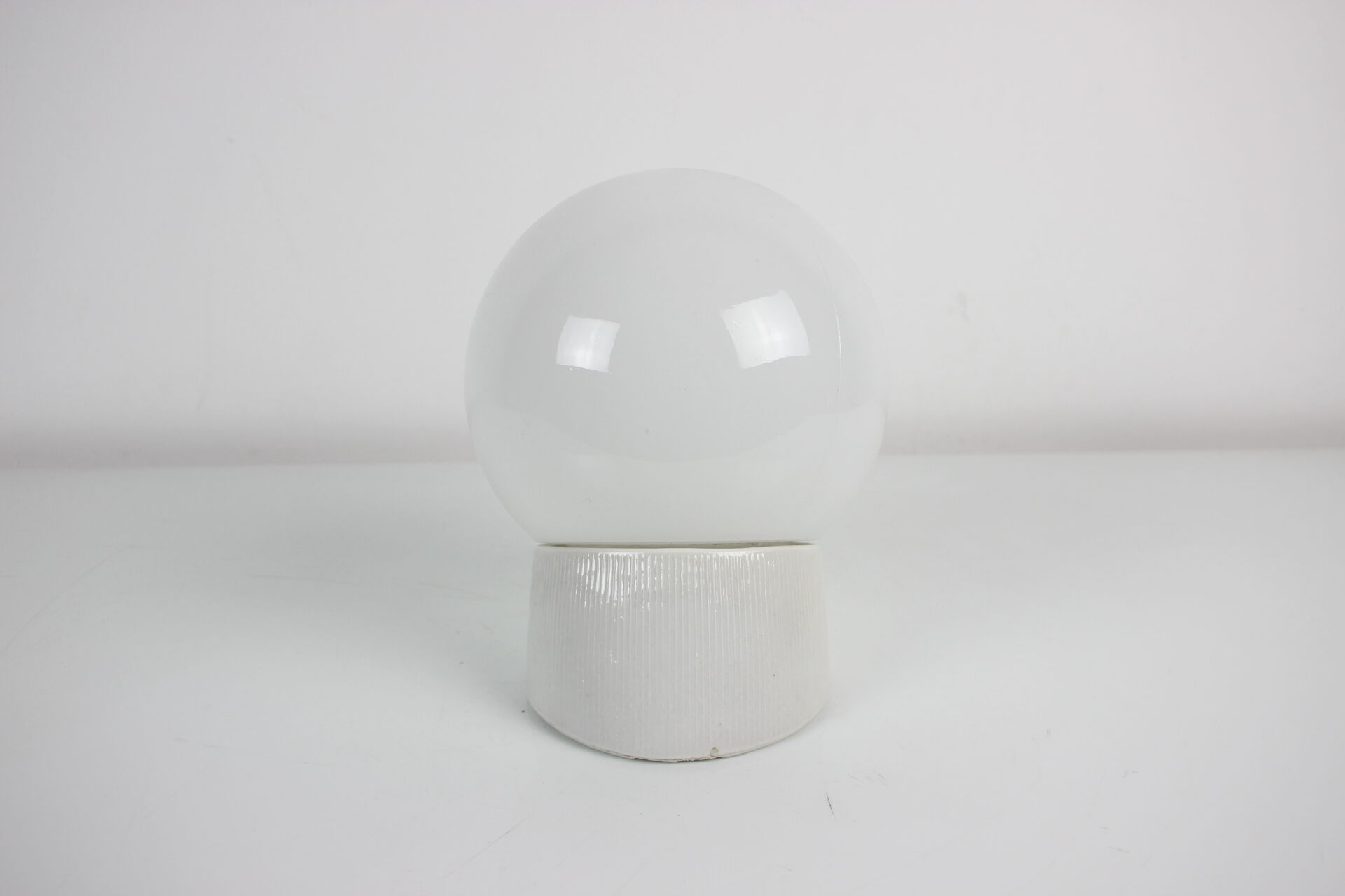 1960's Wall Lamp Porcelain and Glass, Czechoslovakia